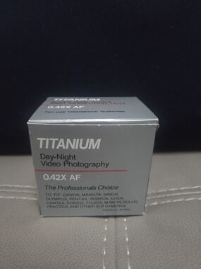 TITANIUM 0.42X AF Day-Night Video Photography Lens Adapter - Bin R